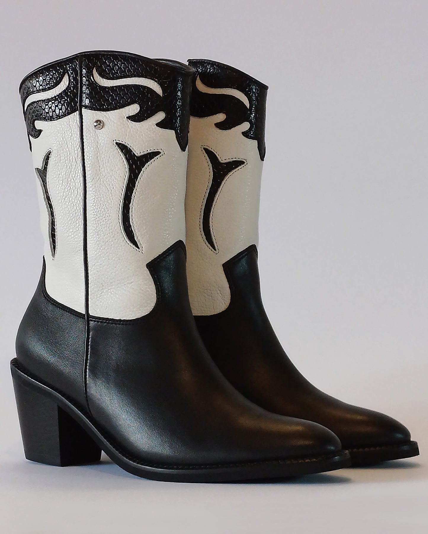 SOFIA Black and White