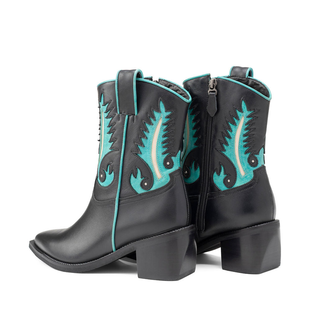 ⁠Agatha negro y turquesa